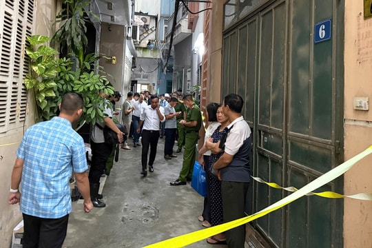 Vụ cháy 5 người ở Hà Nội: Hàng xóm kể chi tiết 2 xe máy bốc cháy, phun lửa