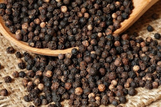 Giá tiêu hôm nay 14/10/2025: Giữ vững mức giá gần 150,000 đồng/kg