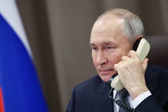 Giữa căng thẳng tên lửa Tomahawk, ông Putin và ông Trump bất ngờ điện đàm, chốt địa điểm thượng đỉnh mới