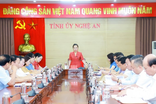 Phó Bí thư Tỉnh ủy Võ Thị Minh Sinh chủ trì làm việc với MTTQ và các tổ chức chính trị, xã hội