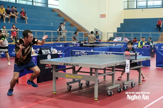 Khai mạc Giải vô địch Bóng bàn Nghệ An năm 2025