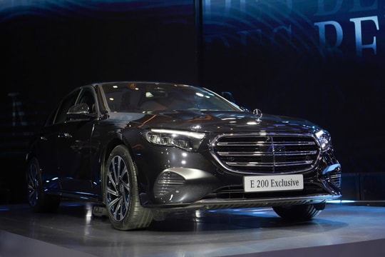 Đánh giá Mercedes-Benz E 200 Exclusive W214 tại Việt Nam