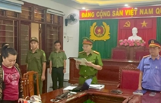 'Nữ quái' hứa chạy án cho người đàn ông rồi chiếm đoạt 2,5 tỷ đồng