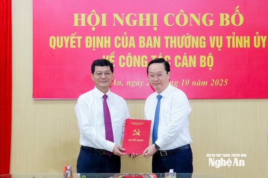 Công bố quyết định bổ nhiệm Trưởng ban Tổ chức Tỉnh ủy Nghệ An