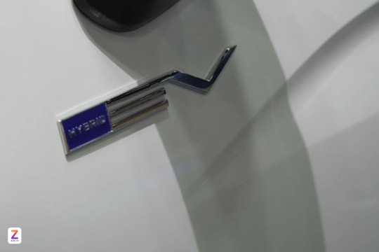 Ford Mustang Mach-E GT gói 2.500 USD: Nâng cấp nhẹ