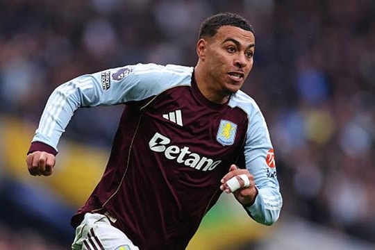 Aston Villa tăng tốc gia hạn Morgan Rogers trước Chelsea