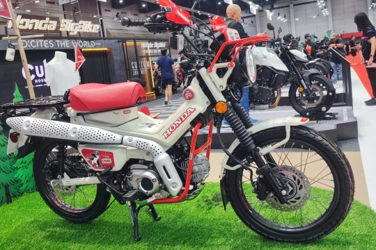 Honda CT125 Chums Limited Edition: bản chim điên 300 chiếc