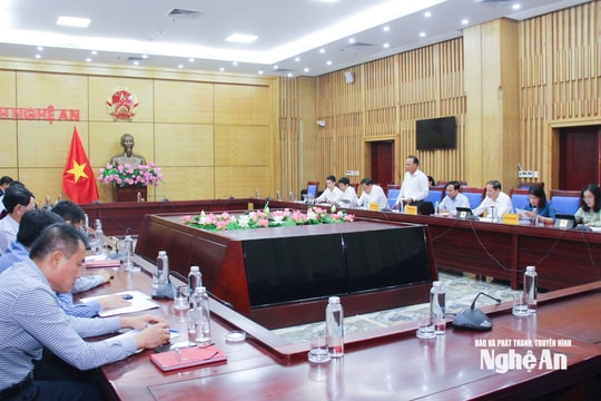 Đoàn Giám sát HĐND tỉnh làm việc với UBND tỉnh về công tác giảm nghèo