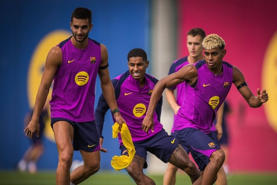 Flick chốt Yamal - Rashford - Ferran cho Siêu kinh điển