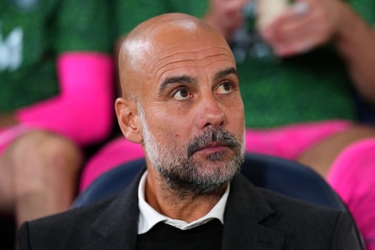Pep Guardiola tin Nunes 53 triệu bảng tỏa sáng hậu vệ phải