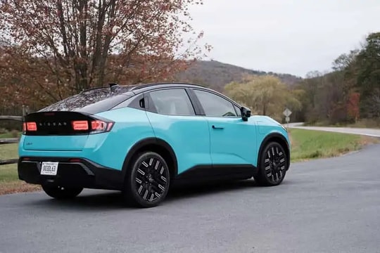 Nissan Leaf 2026: Hatchback điện 30.000 đô la đáng tiền