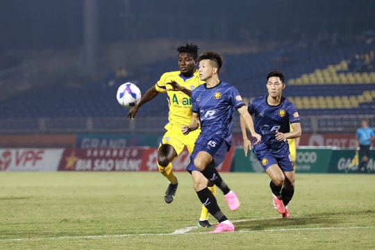 Sông Lam Nghệ An 'trắng tay' trước đội khách Đông Á Thanh Hóa