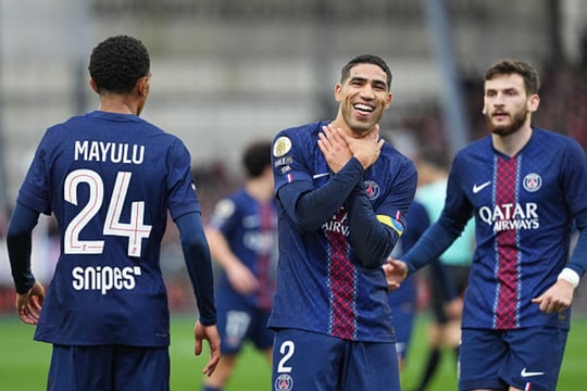 PSG 3-0 Brest: Hakimi lập cú đúp, đội khách chiếm ngôi đầu
