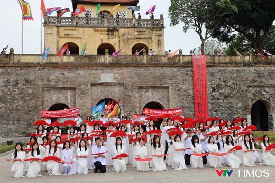 Chung kết Olympia 2025: Trường Ams tổng duyệt tại Hoàng thành