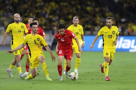 Malaysia khủng hoảng nhập tịch: 7 cầu thủ bị FIFA phạt
