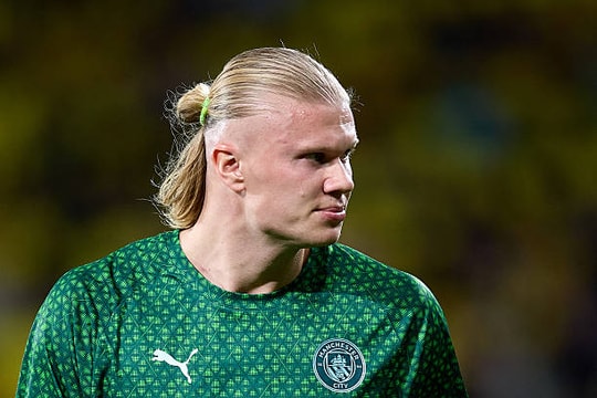 Carragher: Haaland là mối đe dọa số một với Arsenal