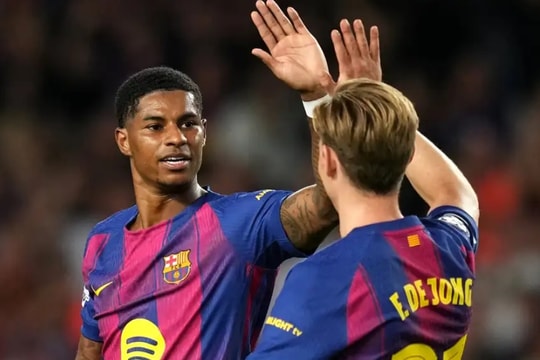 Rashford thành trụ cột mới của Barca trước El Clasico