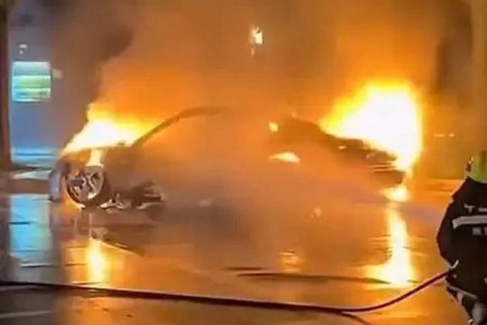 Chuỗi cháy xe điện và hybrid tại Trung Quốc trong 2 tuần