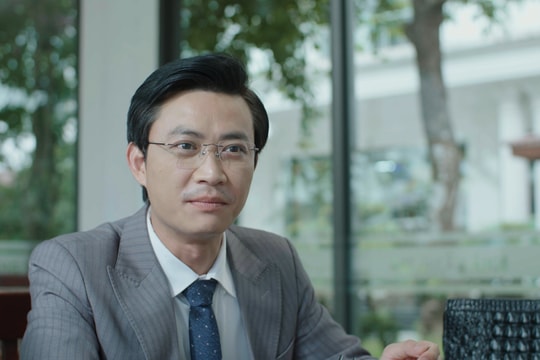 Lằn ranh: Hồng Diễm, Mạnh Trường trong phim chính luận mới