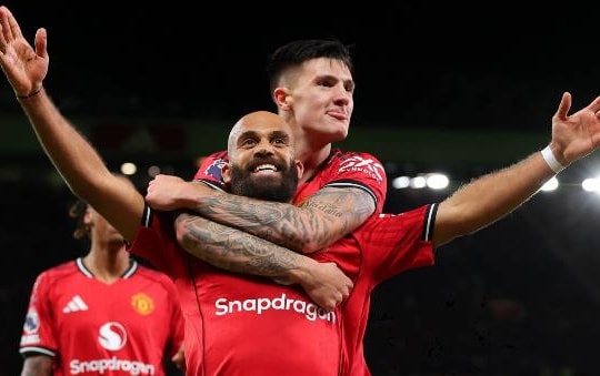 Mbeumo tỏa sáng với cú đúp, Man United hạ Brighton 4-2