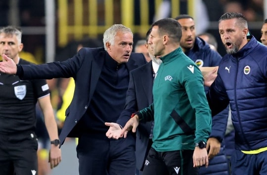 371 trọng tài dính cá cược ở Thổ Nhĩ Kỳ: Mourinho đã đúng