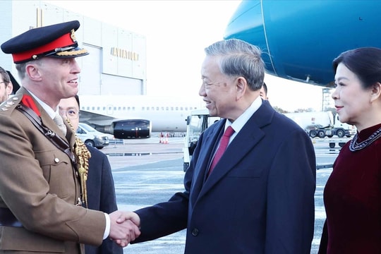 Tổng Bí thư Tô Lâm và phu nhân đến London, bắt đầu thăm chính thức Anh