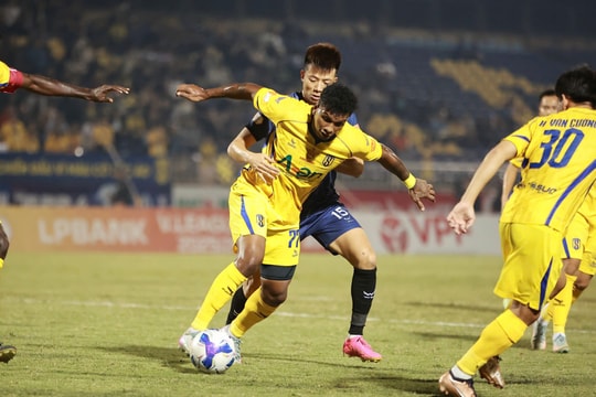 Nếu trắng tay trước SHB Đà Nẵng, Sông Lam Nghệ An sẽ rơi vào 'tâm bão' trụ hạng