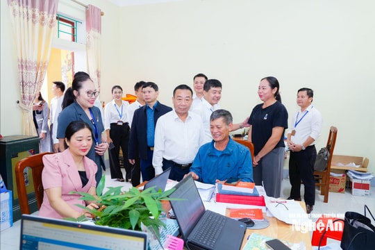 Phó Chủ tịch UBND tỉnh Nguyễn Văn Đệ kiểm tra, chỉ đạo, tháo gỡ khó khăn trong triển khai thực hiện chính quyền địa phương 2 cấp tại các xã