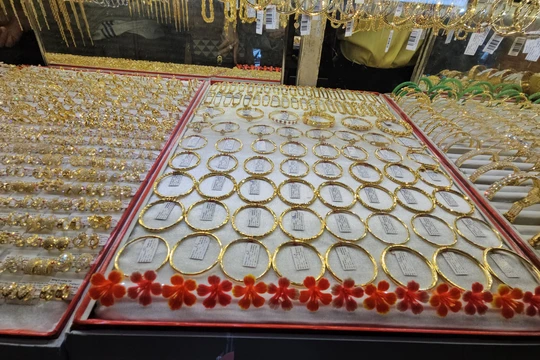 Giá vàng trong nước và thế giới chiều 29/10 tăng thêm nửa triệu