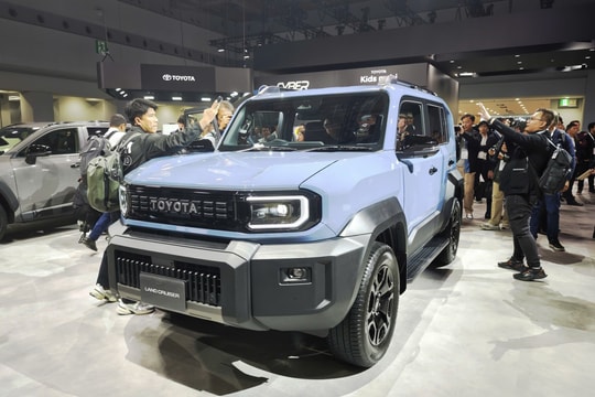 Toyota Land Cruiser FJ 2,7L 4WD: Đánh giá chi tiết