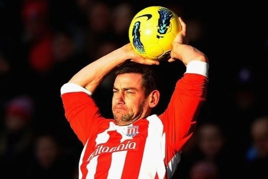 Stoke City thời Pulis: biểu tượng bóng chết Premier League