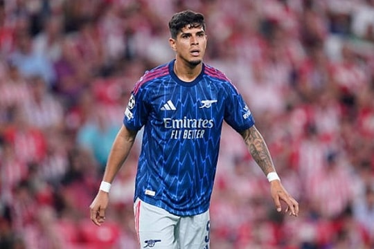 Arteta ca ngợi Hincapie, mở cơ hội gặp Brighton