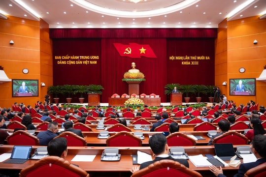 Bộ Chính trị: Xử nghiêm việc né tránh, giải trình không trung thực trong công vụ