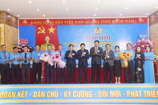 Phó Chủ tịch Tổng Liên đoàn Lao động Việt Nam dự Đại hội Công đoàn phường Cửa Lò