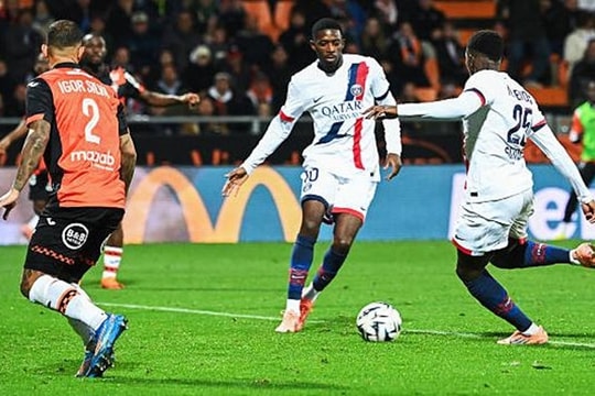 Mendes ghi bàn, PSG bị Lorient cầm hòa 1-1 tại Ligue 1