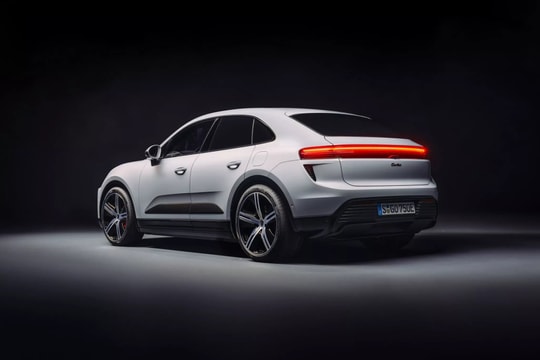 Porsche Macan chạy xăng: Lời chia tay và bước chuyển 2026