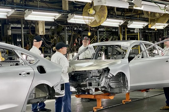 Chip Nexperia bị siết, sản xuất ô tô toàn cầu lao đao