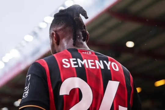 Deeney thách thức Semenyo: Duy trì phong độ, tới Real Madrid