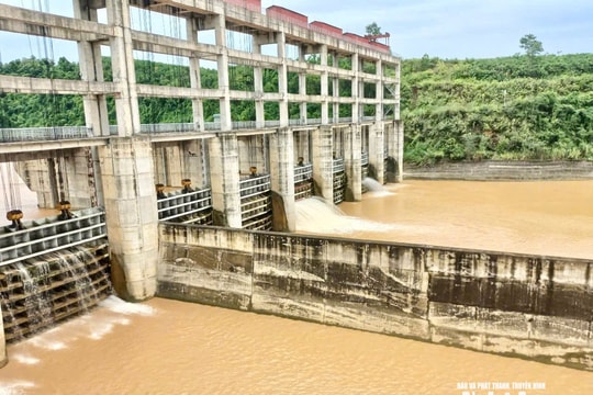 Xả nước hồ chứa Nhà máy thủy điện Chi Khê, xã Con Cuông từ 19h 30 phút ngày 1/11