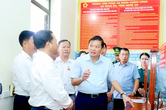 Thường trực Tỉnh ủy Nghệ An yêu cầu báo cáo kế hoạch điều động, luân chuyển, biệt phái cán bộ, công chức từ tỉnh về cấp xã trước ngày 15/11/2025