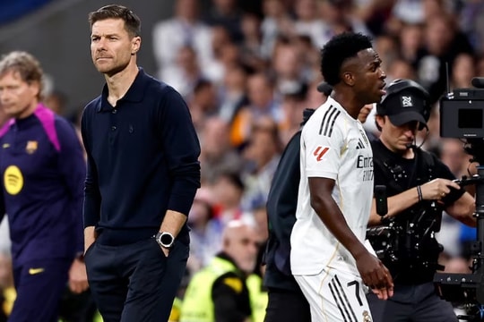 Real Madrid - Valencia: Mbappe tôn vinh, Vinicius chuộc lỗi