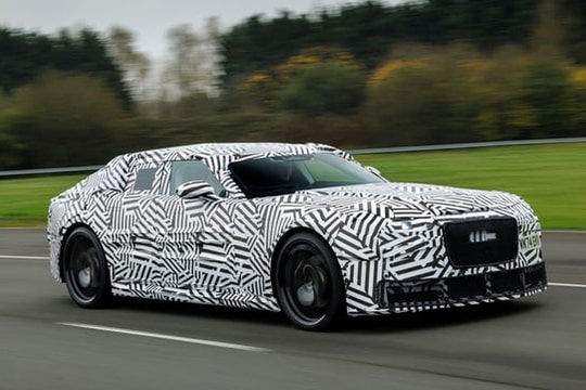 Jaguar I-type (dự kiến): Lùi lịch ra mắt sang 2026