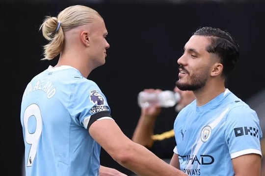 Guardiola: Cherki sẵn sàng chia lửa số 9 ảo cho City