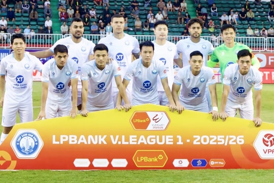 Nam Định hòa 2-2 HAGL, 6 trận không thắng, rơi hạng 8