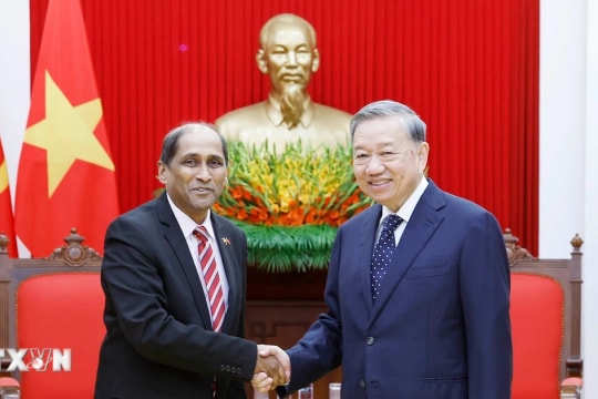 Việt Nam coi Singapore là người bạn thân thiết, người đồng hành đáng tin cậy