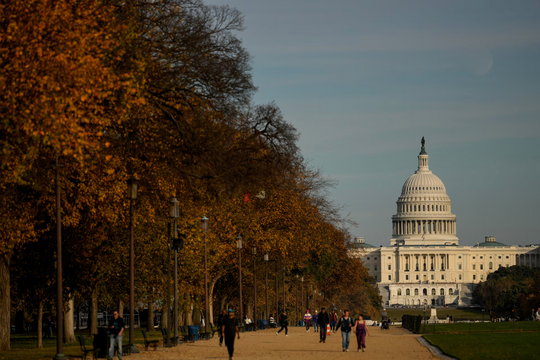 Sau thời gian dài đóng cửa, tín hiệu đầu tiên hướng tới Chính phủ Mỹ mở cửa trở lại