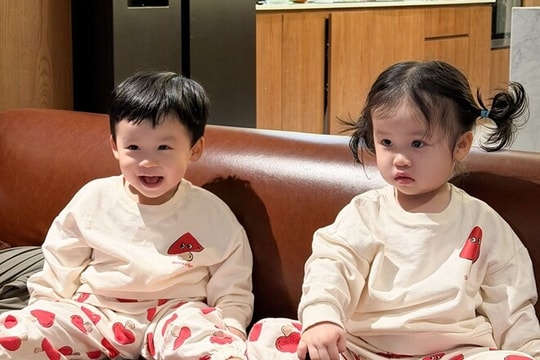 Sam chia sẻ khoảnh khắc bên chồng và cặp song sinh lai Hàn