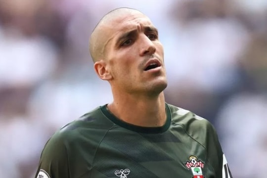 Southampton sắp ký lại Oriol Romeu, hợp đồng đến hết mùa