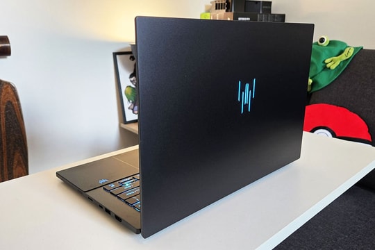 Đánh giá Acer Predator Triton 14 AI: Mạnh mẽ nhưng chưa hoàn hảo