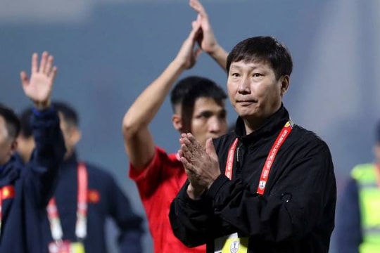 Báo Indonesia ca ngợi Kim Sang-sik kế thừa Park Hang Seo